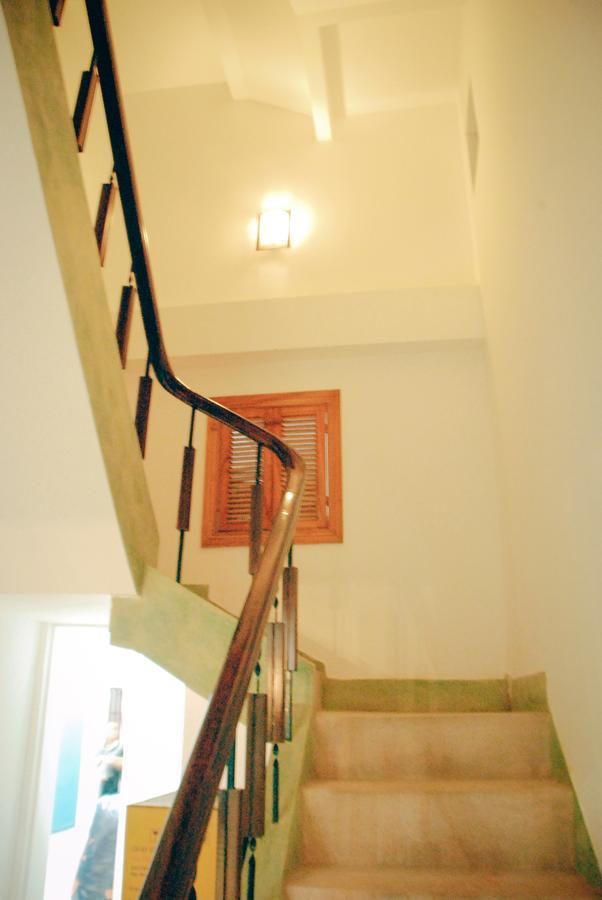 Winna Airport Hostel Дананг Екстериор снимка