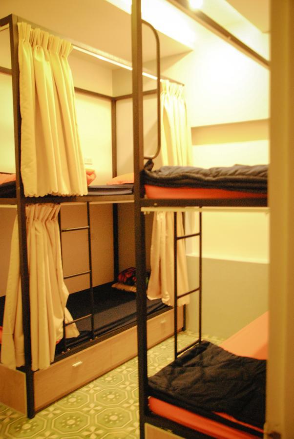 Winna Airport Hostel Дананг Екстериор снимка