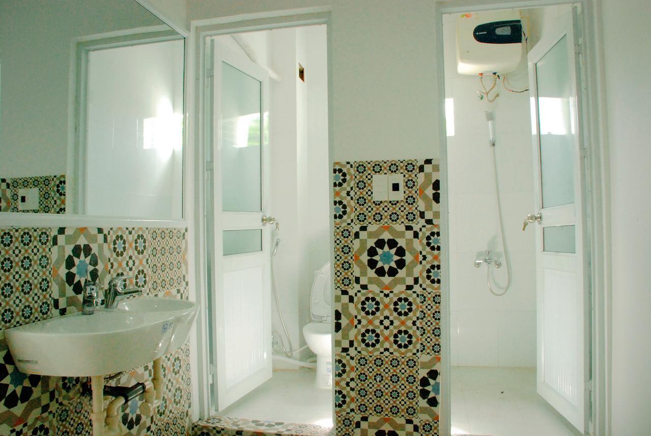 Winna Airport Hostel Дананг Екстериор снимка