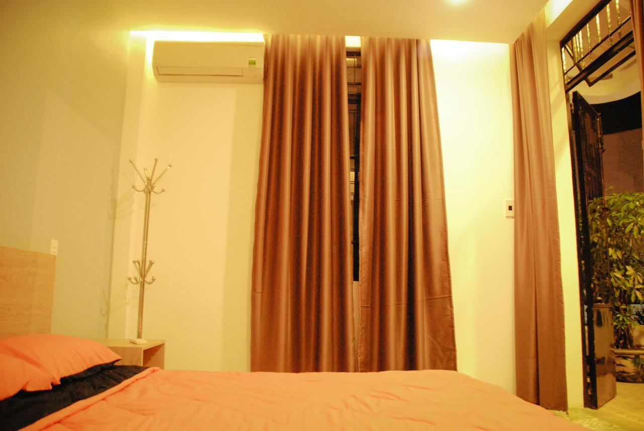 Winna Airport Hostel Дананг Екстериор снимка