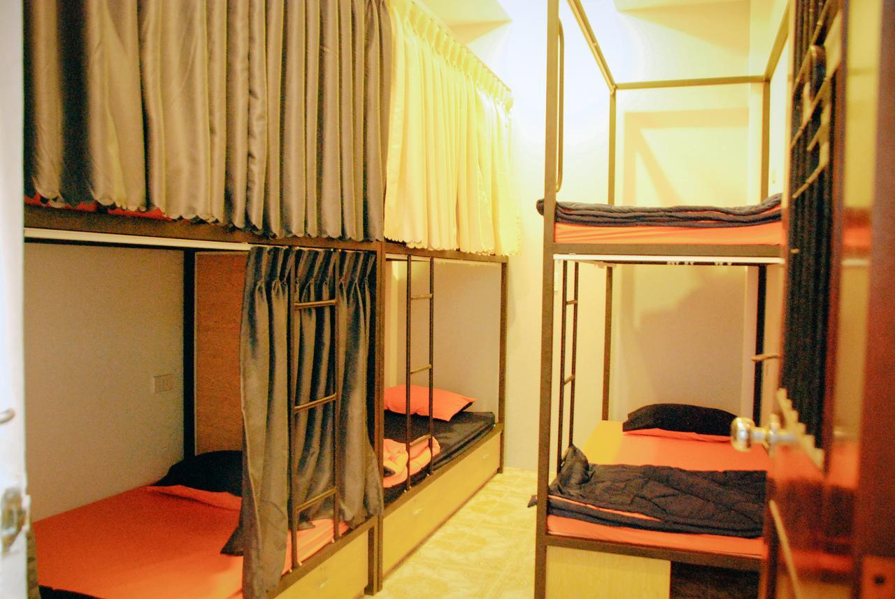 Winna Airport Hostel Дананг Екстериор снимка