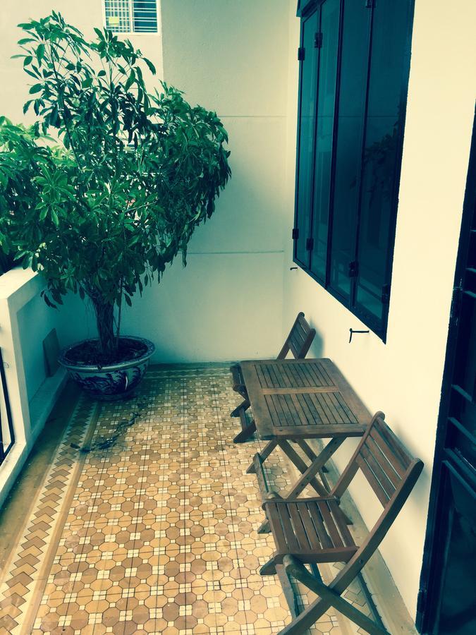 Winna Airport Hostel Дананг Екстериор снимка