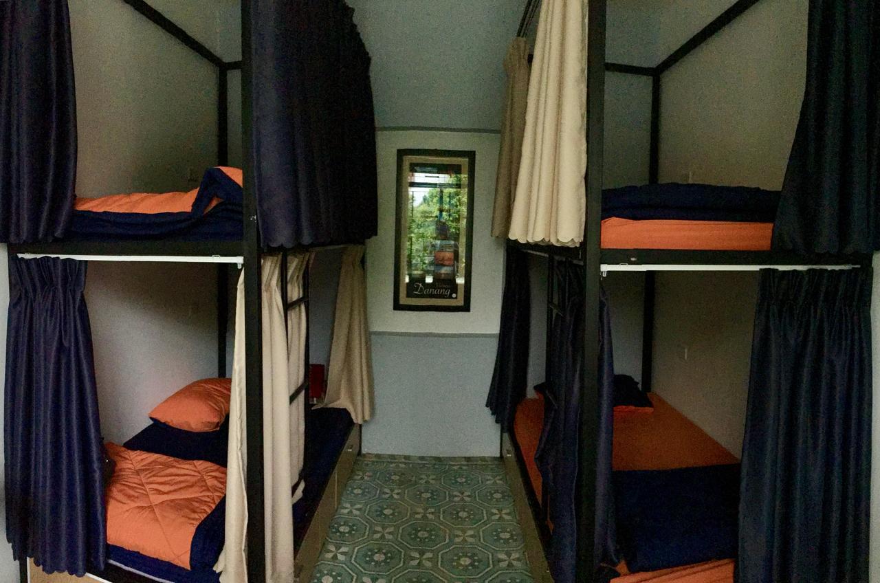 Winna Airport Hostel Дананг Екстериор снимка